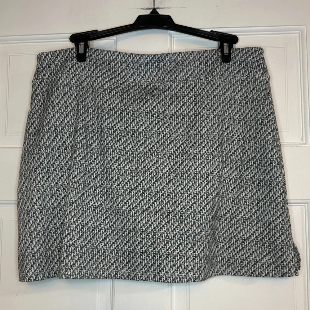 Lola Athletic Mini Skort - Picture 3 of 3